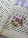 Statenment golden textured heart earring