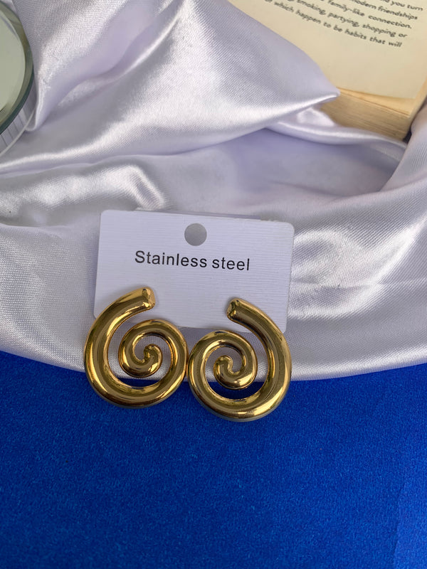 Timeless spiral studs