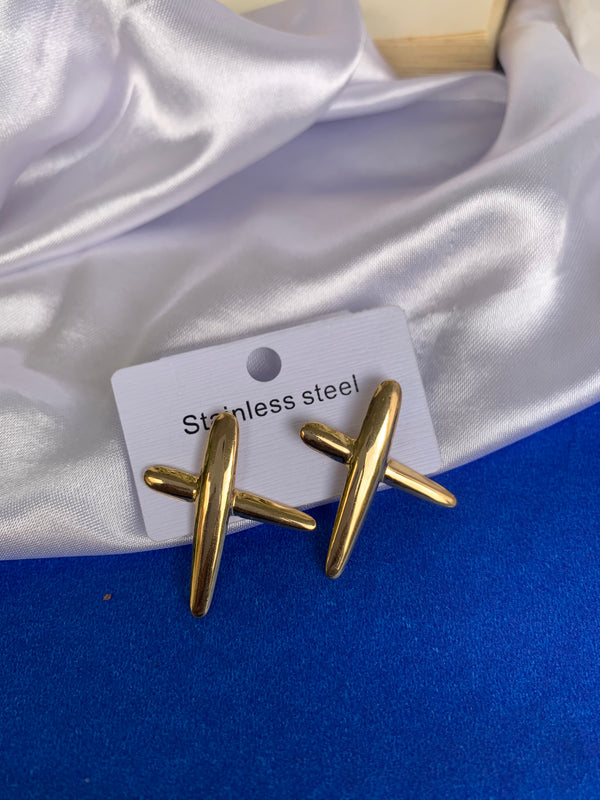 Satement cross studs