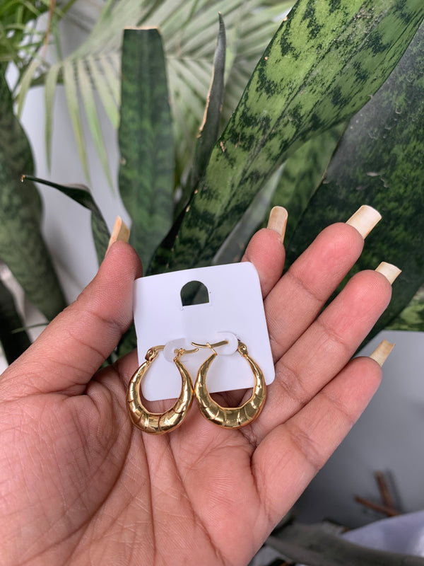 Eloise hoops