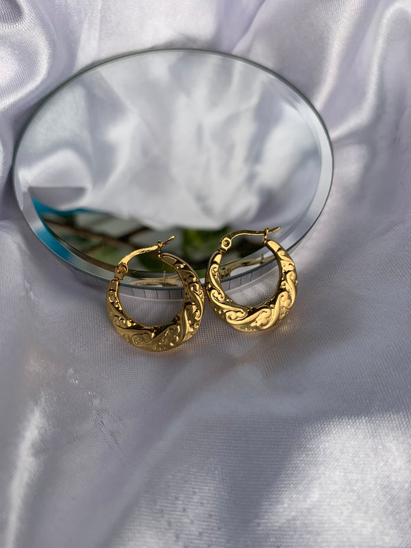 Thea hoops