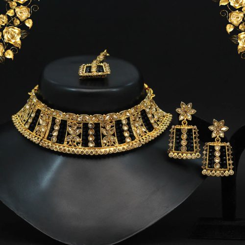Black Color Choker Kundan Polki Necklace Set