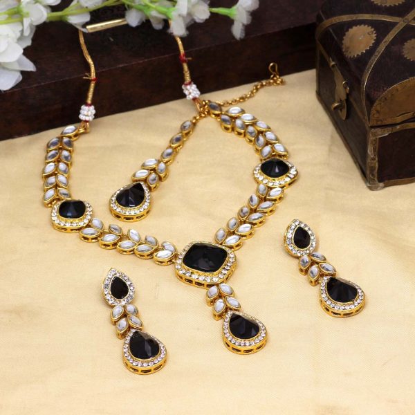 Black Color Kundan Necklace Set-0