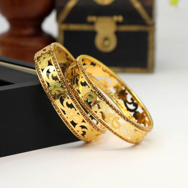 Gold Color 1 Pair Of Bangle Size: 2.4-0