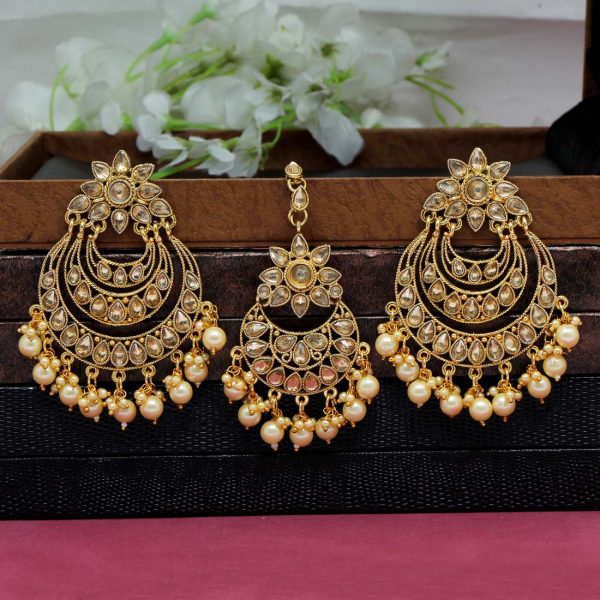Gold Color Kundan Earrings With Maang Tikka-0