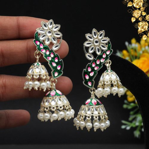 Green Color Kundan Meenakari Earrings