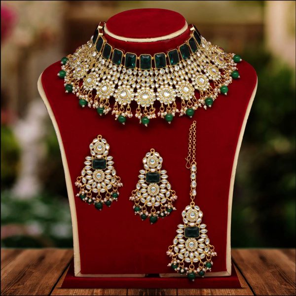 Green Color Kundan Necklace Set-0