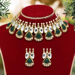 Green Color Kundan Necklace With Earrings-0