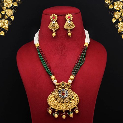 Maroon & Green Color Matte Gold Necklace Set