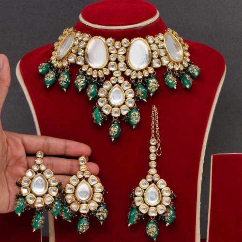 Rama Green Color Kundan Meenakari Necklace Set