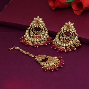 Rani Color Kundan Earrings With Maang Tikka-0