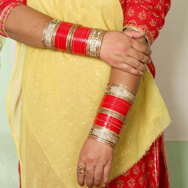 Red Color 1 Set Of Bridal Bangles Size: 2.4-0