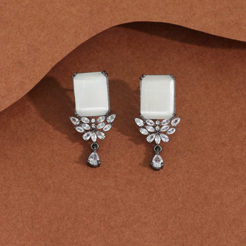 White Color American Diamond Earrings