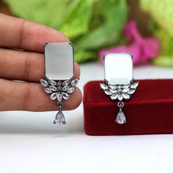 White Color American Diamond Earrings-16963