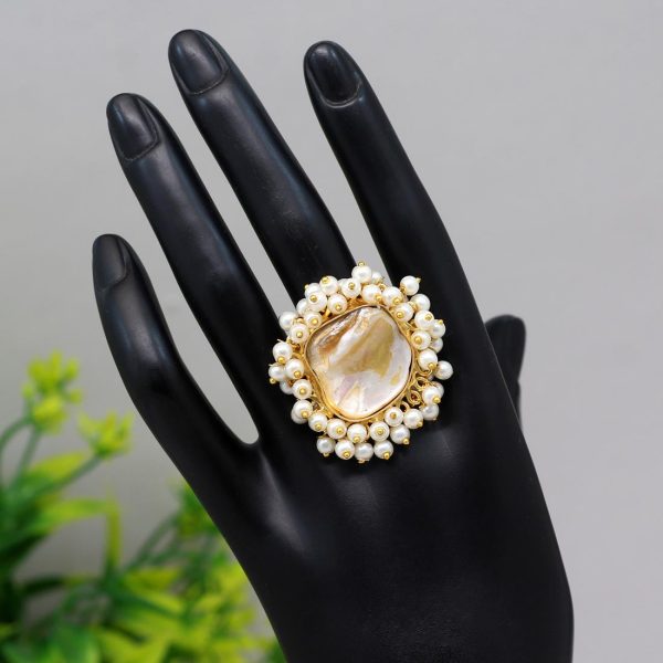 White Color Baroque Pearl Rings-16031