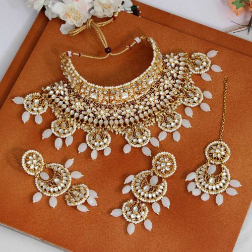 White Color Kundan Necklace Set