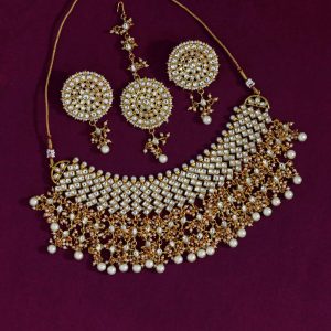 White Color Kundan Necklace Set-0