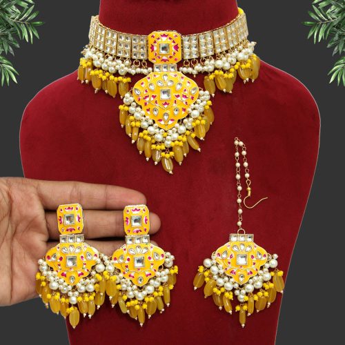 Yellow Color Kundan Meenakari Necklace Set